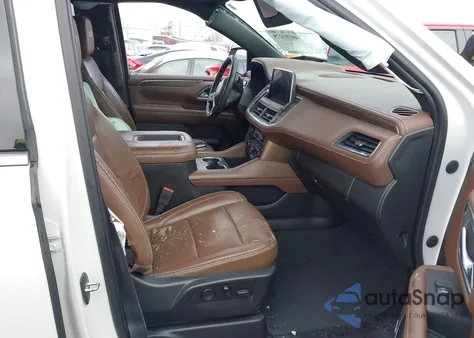 2021 Chevrolet Tahoe 4Wd High Country z USA, uszkodzony, nr VIN 1GNSKTKL8MR136834